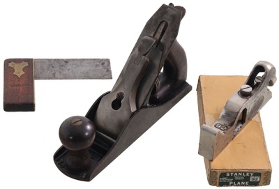 Stanley Rule & Level: Two Clean & Usable Woodworking Tools
