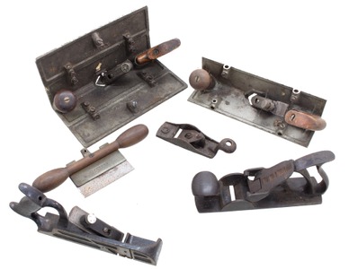 Stanley Rule & Level: Lot Of |id Woodworking Planes