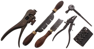 Assorted Makers: Lot Of Saw Tools And Saw Sets