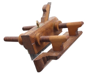P. Chapin, Maker, Baltimore, Maryland: Unhdld. Screw Arm Plow Plane