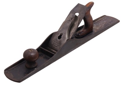 Sargent & Company, New Haven, Connecticut, No. 422 C: Cast Iron Jointer Metallic Plane
