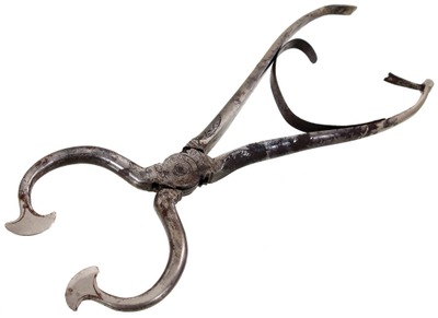 Unmarked: Classic Early Pattern Sugar Tongs