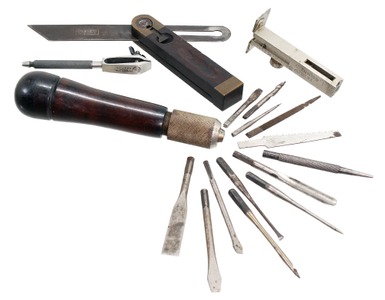 Assorted Makers: Five Extra Clean Woodworking Tools