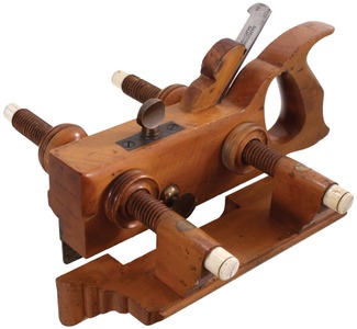 Sandusky Tool Company, Sandusky, Ohio, No. 133: Handled Boxwood Plow Plane