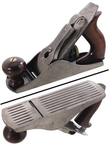 Stanley Rule & Level, No. 2 C: Rare Corrug. Sole Smoothing Plane
