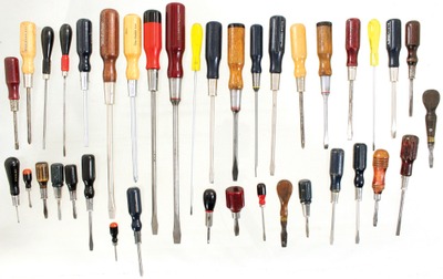 Stanley Rule & Level: Lot Of Wooden Hdl. Screwdrivers