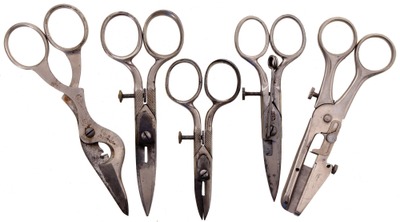 Assorted Makers: Five Pairs Of Early Button Hole Shears