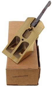 Lie-Nielsen Tool Works, Warren, Maine: Unused 2 3/8" York Pitch Frog