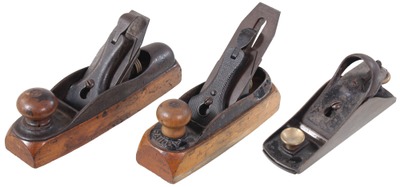 Stanley Rule & Level: Three Clean & Comple Woodworking Planes