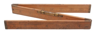 Lufkin Rule Company, Saginaw, Michigan, No. 2062: Two-Foot/Three-Fold Folding Rule