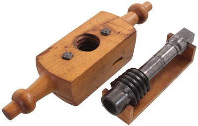 Jellinghaus & Company: Massive 2 1/2" Tap And Die Stock