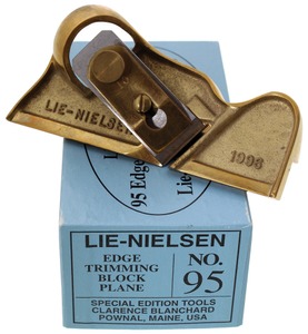 Lie-Nielsen Tool Works, Warren, Maine, No. LN-1996: Limited Edition Edge Trim Block Plane
