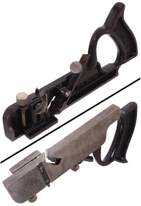 Stanley Rule & Level, No. 39: 5/8" Width Cast Iron Dado Plane
