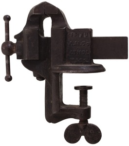 Athol Machine Company, Athol, Massachusetts, No. 0: Quick Adjust Bench Vise
