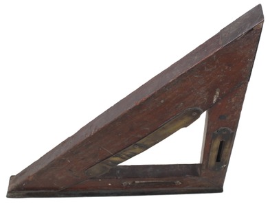Unmarked: Elaborate Triangular Level