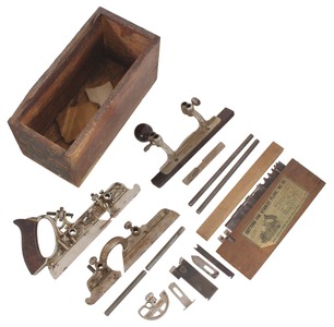 Stanley Rule & Level, No. 45: Clean & Usable Combo Woodworking Plane