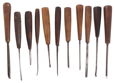 Assorted Makers: Wkg. Set Of 11 Clean Carving Tools