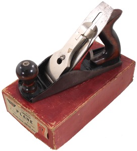 Millers Falls Company, Millers Falls, Massachusetts, No. 9: Extra Clean 9" Smoothing Plane