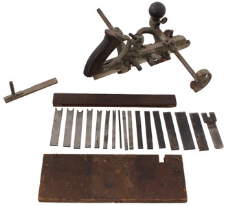 Stanley Rule & Level, No. 45: Clean & Usable Combo Woodworking Plane