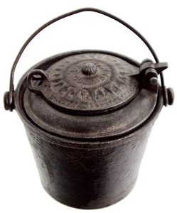 Fanner Manufacturing Company, Cleveland, Ohio: Howe's Patent "Eureka" Glue Pot