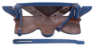 Pootatuck Corp., Shelton, Connecticut, No. 4: "Lion" Cast Iron Mitre Trimmer