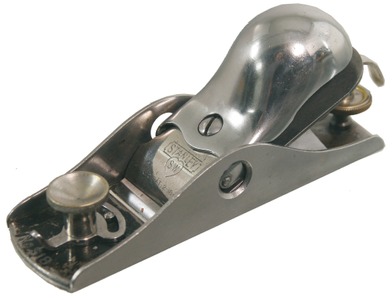 Stanley Rule & Level, No. S 18: Knuckle Joint Block Plane