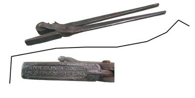 Unmarked: Pair Of Farrier's Clinch Tongs
