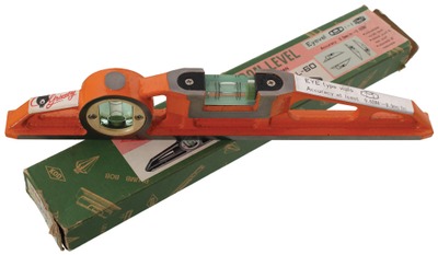 Akatsuki Manufacturing Company, Ltd., Osaka, Japan, No. L-60: 12" "Bridge Type" Iron Level