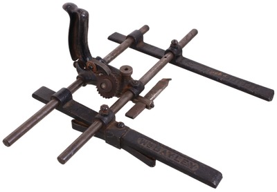 Wm. Bayley Company, Springfield, Ohio: Mc Cauley's Patent Core Box Plane