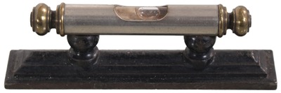 Davis L. & T. Company (Unmarked): 4" Pedestal Level