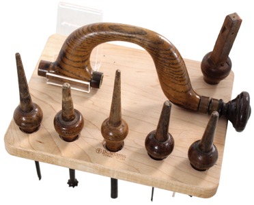 Unmarked: Early Oak Body Piano Maker's Brace