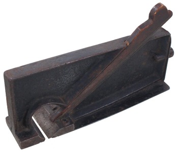 Unmarked: Unus. Cast Iron "T" Rabbet Plane