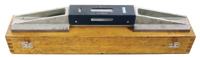 Brown & Sharpe Manufacturing Company, Providence, Rhode Island: Ultra Precision Bench Level