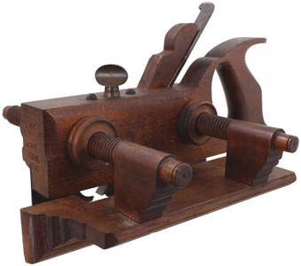 Sargent & Company, New Haven, Connecticut, No. 735: Handled Screw Arm Plow Plane