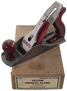 Stanley Rule & Level, No. 1104: Later "Victor" Smoothing Plane