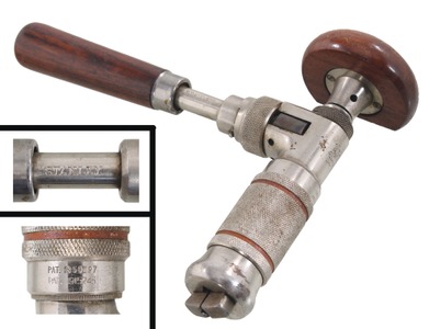 Stanley Rule & Level, No. 982: Pat. Corner Ratchet Brace