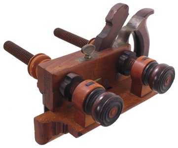 E.W. Carpenter, Lancaster, Pennsylvania: Handled Patent Arms Plow Plane