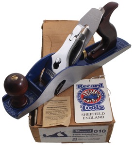 Record Tool Works, Sheffield, England, No. 010: Carriage Maker's Rabbet Plane