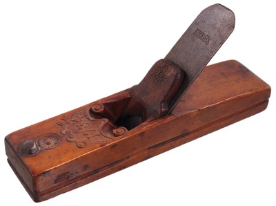 Unmarked: Classic Carved Dutch Smoothing Plane
