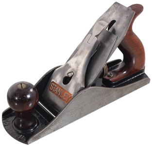 Stanley Rule & Level, No. 4 1/2: Wide, Heavy Smooth Plane
