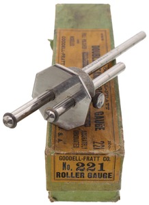 Goodell-Pratt Company, Greenfield, Massachusetts, No. 221: Double Beam Roller Marking Gauge