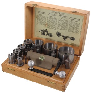 Bergeon & Cie, Le Locle, Switzerland, No. 30076: Extra Clean Swiss Ma Mainspring Winder Se