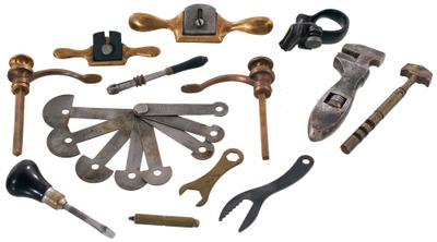 Assorted Makers: Misc Small Tools Opportunity Lot