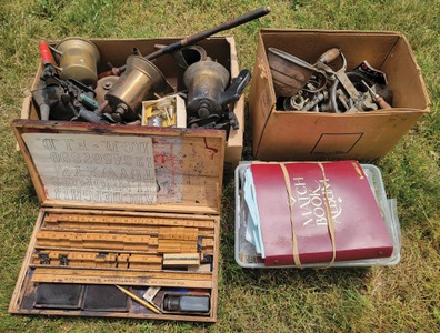 Assorted Makers: Shop & |hh Items Opportunity Lot