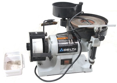 Delta International Machinery Company, Pittsburgh, Pennsylvania, No. 23-710: Combination Grinder And Polisher