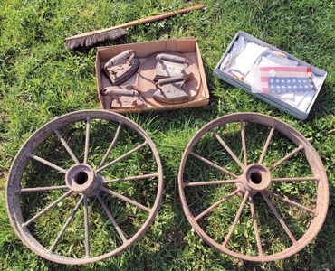 Assorted Makers: Household Items Opportunity Lot