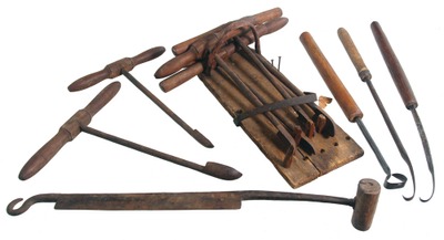 Unmarked: Full Set Of Shoe Maker's Tools