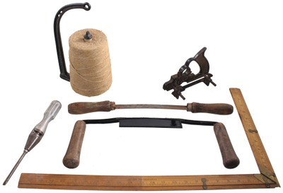 Assorted Makers: Collectible Items Opportunity Lot