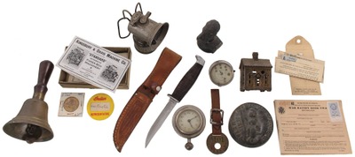 Assorted Makers: Collectible Items Opportunity Lot