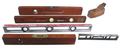 Assorted Makers: Lot Of Wooden & Metal Level